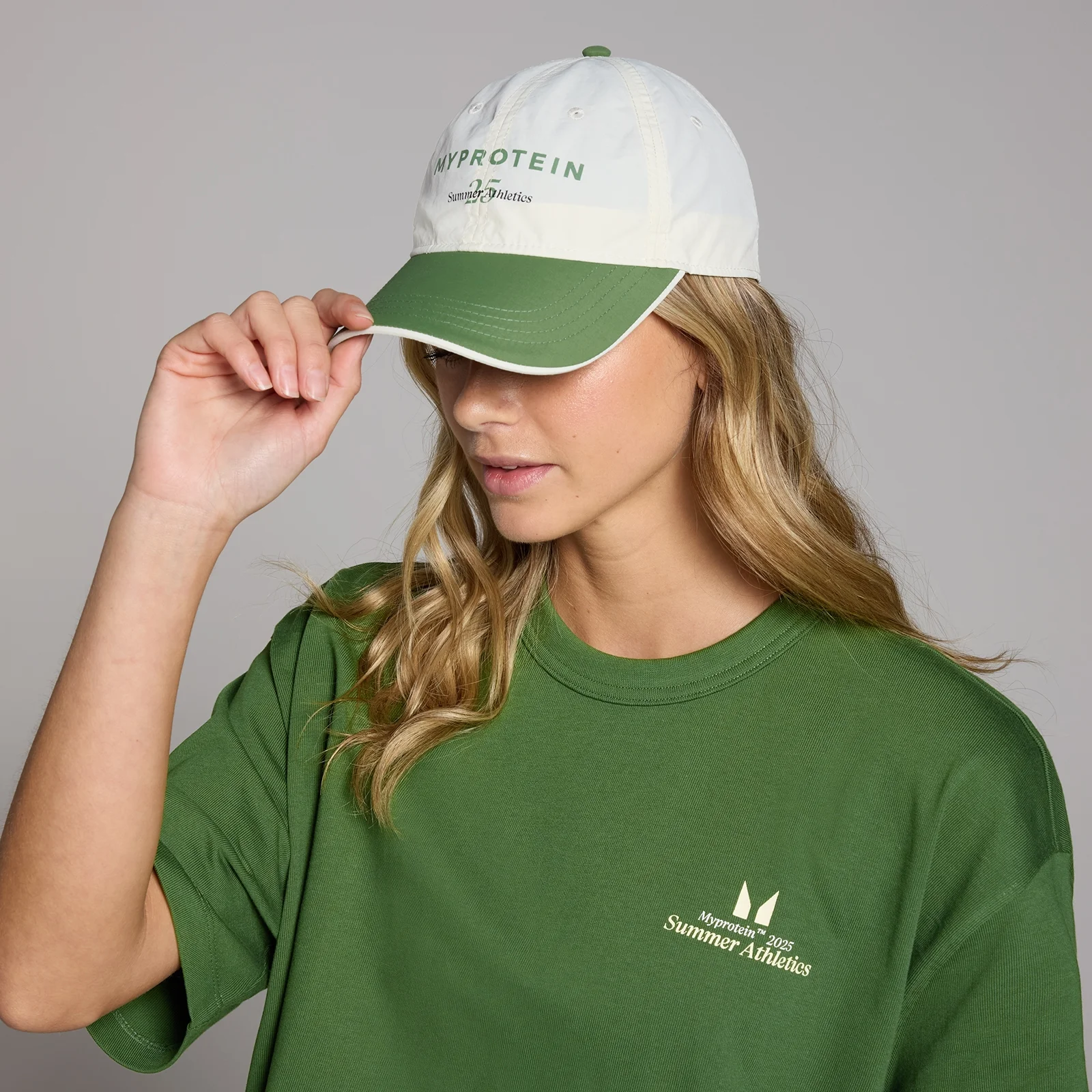 MP 그래픽 캡 - 레트로 화이트 이미지 1